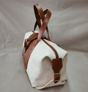 Salvatore duffel bag  white canvas and veg tan