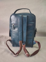 Load image into Gallery viewer, Hampshire laptop backpack vachata blue

